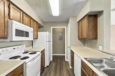 8804 Schick Road #C, Austin, TX 78729 - Photo 7
