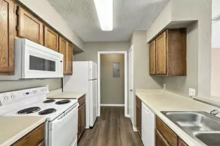 8804 Schick Rd, Austin, TX 78729 - Photo 7