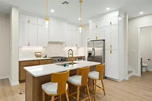901 Redd St, Austin, TX 78745 - Photo 7