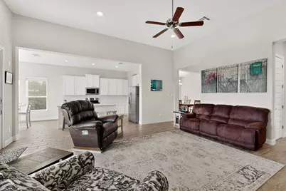 173 Double Eagle Ranch Drive, Cedar Creek, TX 78612 - Photo 9