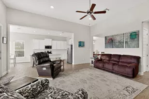 173 Double Eagle Rnch Dr, Cedar Creek, TX 78612 - Photo 9