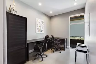 1802 W 10th St, Austin, TX 78703 - Photo 9