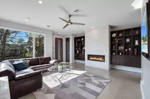 1802 W 10th St, Austin, TX 78703 - Photo 3