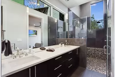 1802 W 10th Street, Austin, TX 78703 - Photo 11