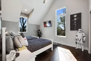 1802 W 10th St, Austin, TX 78703 - Photo 19