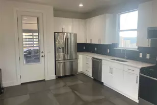 3409 Pennsylvania Ave, Austin, TX 78721 - Photo 13