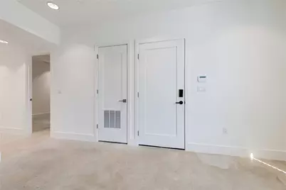 408 W 38 1/2 Street #4-1, Austin, TX 78705 - Photo 9