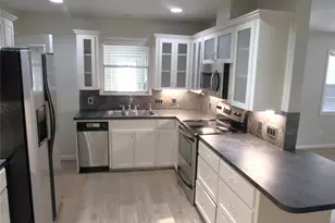 5811 Libyan Dr, Austin, TX 78745 - Photo 5