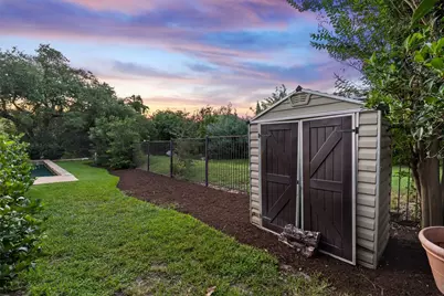 18 Hedgebrook Way, The Hills, TX 78738 - Photo 27