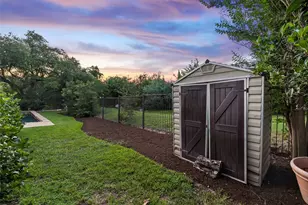 18 Hedgebrook Way, The Hills, TX 78738 - Photo 27