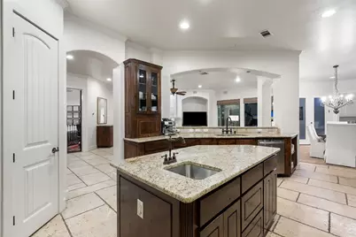 18 Hedgebrook Way, The Hills, TX 78738 - Photo 9