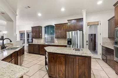18 Hedgebrook Way, The Hills, TX 78738 - Photo 11
