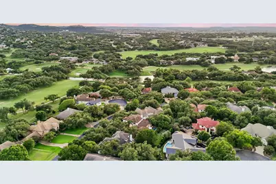 18 Hedgebrook Way, The Hills, TX 78738 - Photo 31