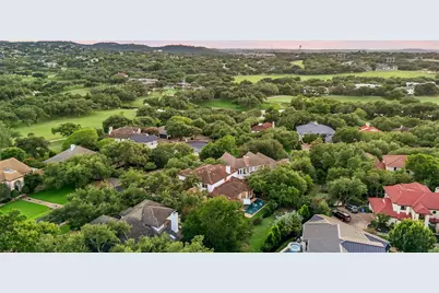18 Hedgebrook Way, The Hills, TX 78738 - Photo 39