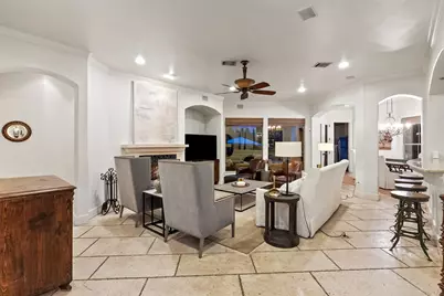 18 Hedgebrook Way, The Hills, TX 78738 - Photo 5