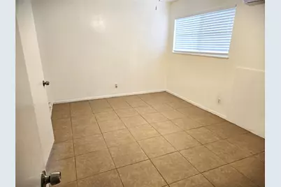 608 Harbour Avenue, Killeen, TX 76541 - Photo 5