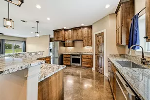 1608 Co Rd 204, Liberty Hill, TX 78642 - Photo 7