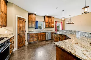 1608 Co Rd 204, Liberty Hill, TX 78642 - Photo 9
