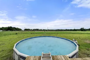1608 Co Rd 204, Liberty Hill, TX 78642 - Photo 29