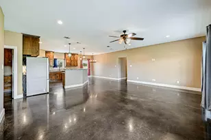 1608 Co Rd 204, Liberty Hill, TX 78642 - Photo 5