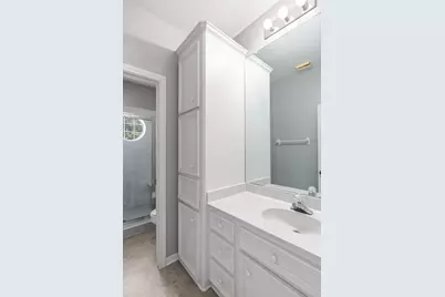 11115 Shady Hollow Drive, Austin, TX 78748 - Photo 23