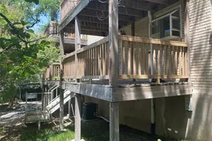 912 E 32nd St Street E, Austin, TX 78705 - Photo 3