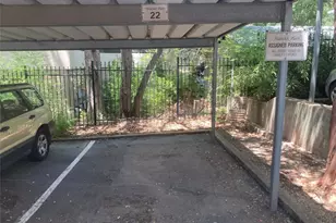 912 E 32nd St Street E, Austin, TX 78705 - Photo 19