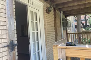 912 E 32nd St Street E, Austin, TX 78705 - Photo 1