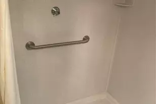 912 E 32nd St Street E, Austin, TX 78705 - Photo 15