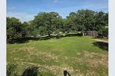203 W Lakeshore Drive, Sunrise Beach, TX 78643 - Photo 3