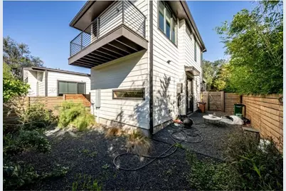 203 E 46th Street, Austin, TX 78751 - Photo 13