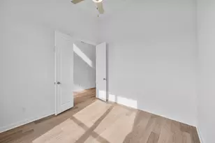 1725 Sauterne Dr, Leander, TX 78641 - Photo 31