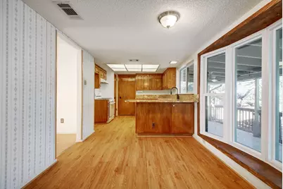 2306 Forest Bend Drive, Austin, TX 78704 - Photo 7