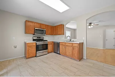 112 Mason Reed Cove, Kyle, TX 78640 - Photo 11