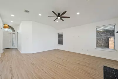 2738 Winding Brook Drive, Austin, TX 78748 - Photo 9