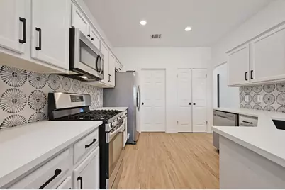 2738 Winding Brook Drive, Austin, TX 78748 - Photo 13