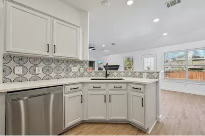 2738 Winding Brook Drive, Austin, TX 78748 - Photo 15