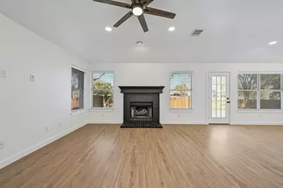 2738 Winding Brook Drive, Austin, TX 78748 - Photo 7