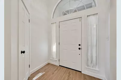 2738 Winding Brook Drive, Austin, TX 78748 - Photo 5