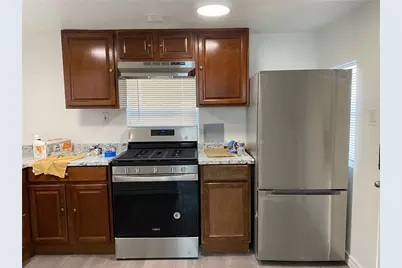 1105 E 3rd Street #B, Austin, TX 78702 - Photo 3
