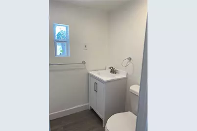 1105 E 3rd Street #B, Austin, TX 78702 - Photo 7