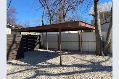 1105 E 3rd Street #B, Austin, TX 78702 - Photo 9