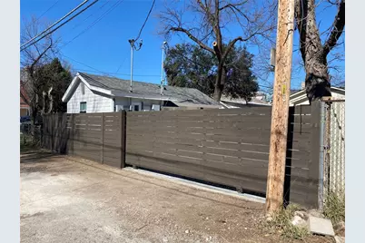 1105 E 3rd Street #B, Austin, TX 78702 - Photo 11
