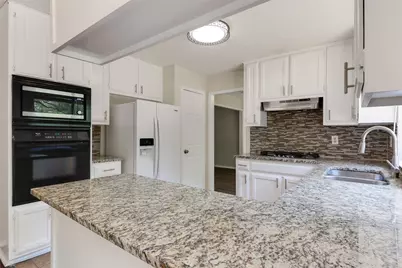 12333 Cahone Trail, Austin, TX 78729 - Photo 9