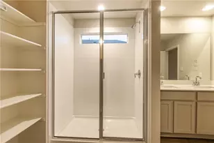 612 Roaring Fork Ln, Bastrop, TX 78602 - Photo 17