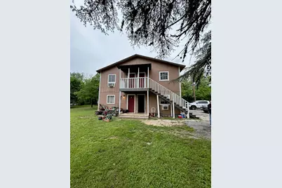 211 W Washington Street #4, Seguin, TX 78155 - Photo 1