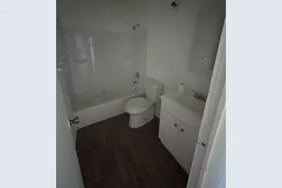 211 W Washington Street #4, Seguin, TX 78155 - Photo 7