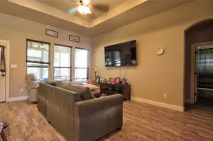 710 Panorama Dr, Buchanan Dam, TX 78609 - Photo 5