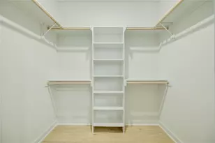 100 W Mockingbird Ln, Austin, TX 78745 - Photo 9