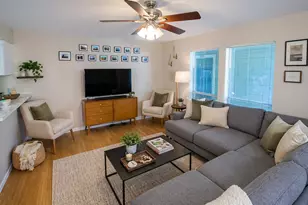 202 E 45th St, Austin, TX 78751 - Photo 3